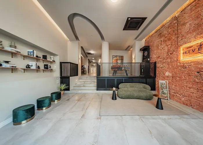 District One - Hideaway Hostel *